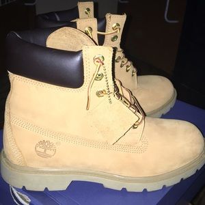 Size 8.5 Timberlands Brand new/ Never worn